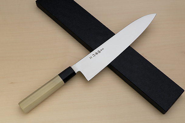 Sakai Takayuki Bohler Uddeholm Gyuto knife 240mm (9.5 ") Magnolia/Buffalo horn handle