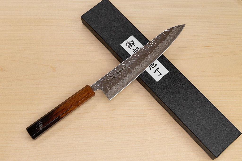 Hokiyama Sakon AUS10 Hammered shiny Damascus 210mm (8.3") Gyuto knife with Burnt pattern Urushi lacquered Magnolia Wood octagon handle - Knife-Life - Best Japanese Knife Store