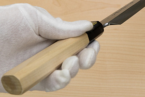 Sakai Genkichi Blue steel 2 Yanagiba Sashimi Knife 270 (10.6) Magnolia Wood handle with buffalo horn