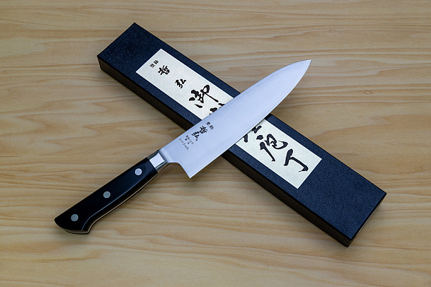 Tetsuhiro Super Gold 2 Gyuto knife 175mm (6.9") Black paper micarta