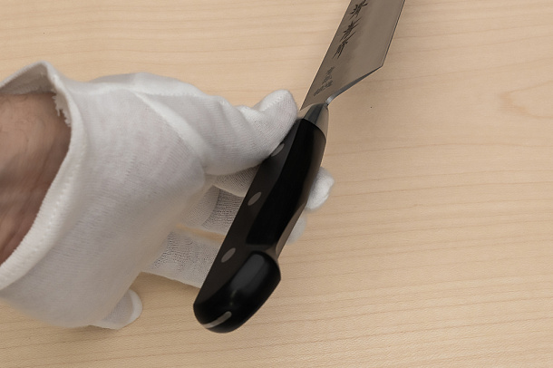 Sakai Takayuki Blue Steel 2 Santoku knife 180mm ( 7.1 ") Packer Wood handle Sakai Takayuki Blue Steel 2 Santoku knife 180mm ( 7.1 ") Packer Wood handle