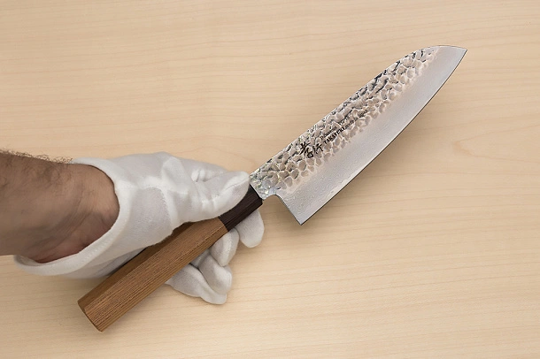 Sakai Takayuki 33-layer VG10 Damascus Santoku knife 170mm (6.7 ") Keyaki (Japanese Elm) handle