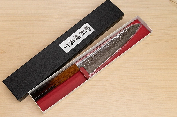 Hokiyama Sakon AUS10 Hammered shiny Damascus 210mm (8.3") Gyuto knife with Burnt pattern Urushi lacquered Magnolia Wood octagon handle