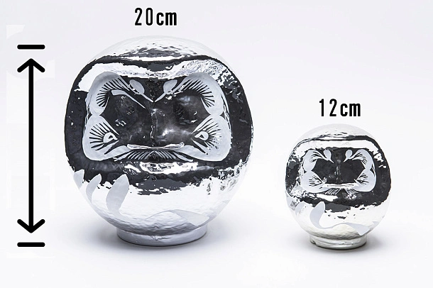 Designer's Premium Silver Daruma Small 12cm Designer's Premium Silver Daruma Small 12cm
