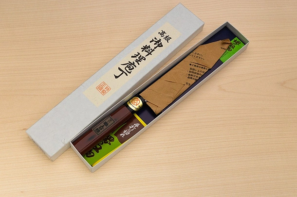 Sakai Genkichi Warikomi Blue steel 2 Santoku knife 180mm (7.1) Magnolia Wood with Negoro-Nuri Urushi Lacque Sakai Genkichi Warikomi Blue steel 2 Santoku knife 180mm (7.1) Magnolia Wood with Negoro-Nuri Urushi Lacque
