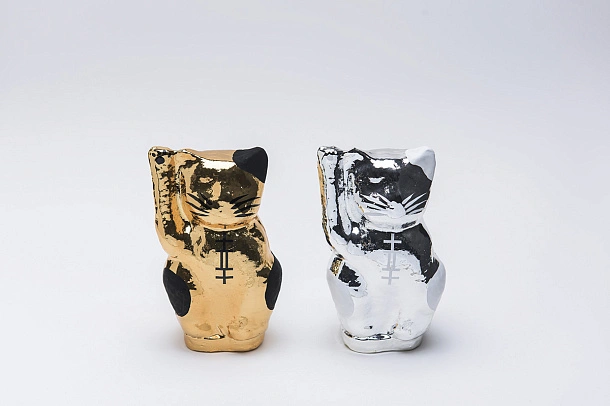 Designer's Premium Silver Maneki-Neko Small 14cm