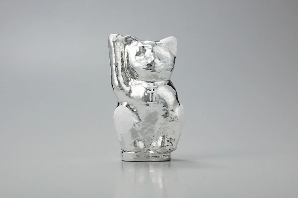 Designer's Premium Silver Maneki-Neko Small 14cm
