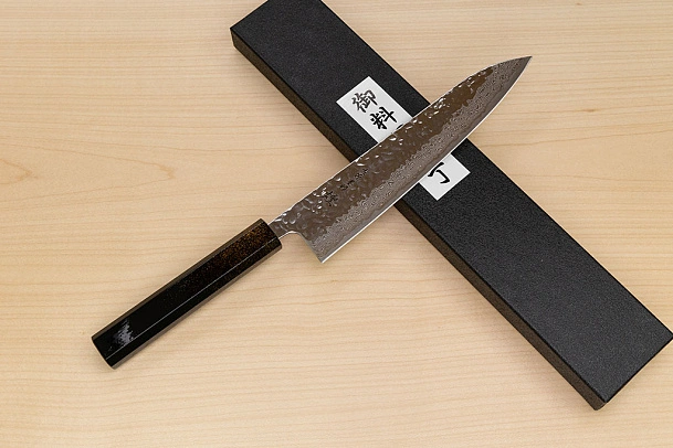 Hokiyama Sakon AUS10 Hammered shiny Damascus 210mm (8.3") Gyuto knife with Gold Dust Urushi lacquered Magnolia Wood octagon handle