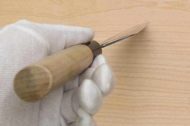 Sakai Genkichi White steel 2 Santoku 180 (7.1) Magnolia Wood handle with buffalo horn Sakai Genkichi White steel 2 Santoku 180 (7.1) Magnolia Wood handle with buffalo horn