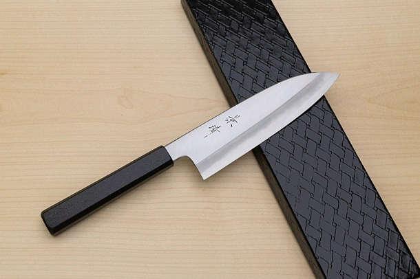 Kagekiyo White Steel 2 Santoku knife 180mm (7.1") Magnolia Wood Urushi lacquer handle