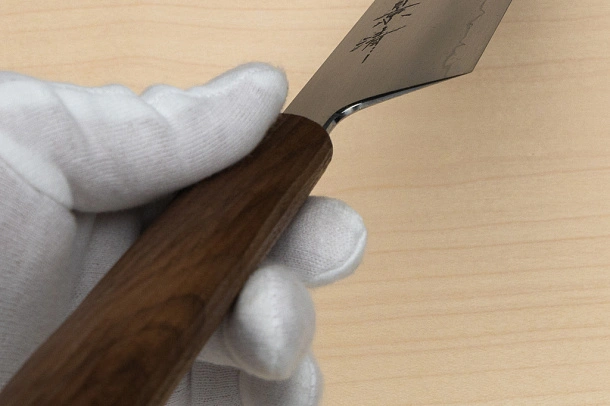 Kagekiyo Silver steel 3 Gyuto knife 240mm (9.5") Walnut handle (hand carved) №2 Kagekiyo Silver steel 3 Gyuto knife 240mm (9.5") Walnut handle (hand carved) №2