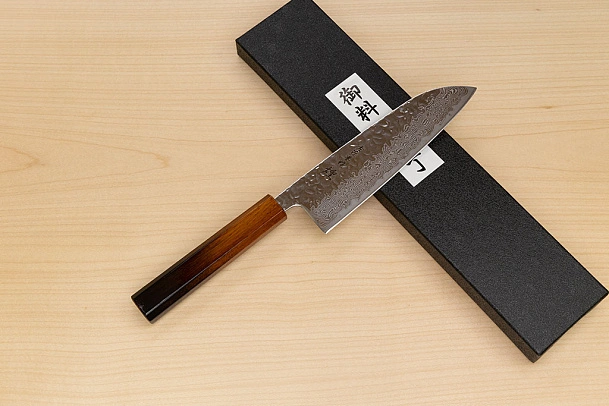Hokiyama Sakon AUS10 Hammered shiny Damascus 165mm (6.5") Santoku knife with Burnt pattern Urushi lacquered Magnolia Wood octagon handle