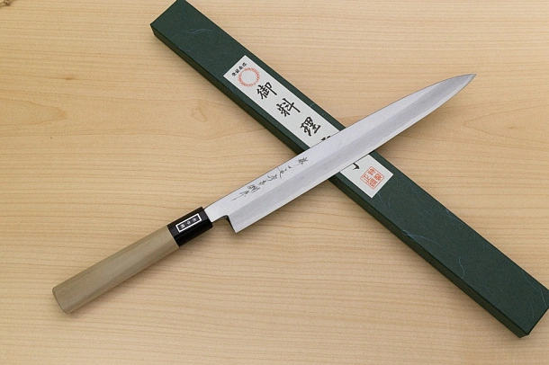 Sakai Genkichi White steel 2 Yanagiba Sashimi Knife 270 (10.6) Magnolia Wood handle with buffalo horn